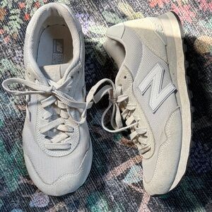 New Balance 515 Light Gray Athletic Shoes fashion sneakers size 9
